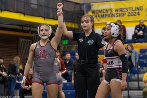Image post by @cmuwomenswrestling on Instagram