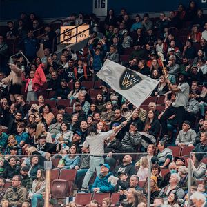 Image post by @vanwarriors on Instagram