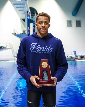 Image post by @gatorsswimdv on Instagram