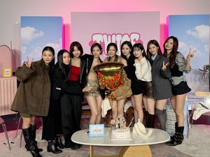 Image post by @twicetagram on Instagram
