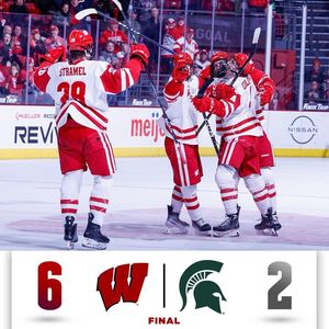 Image post by @wisconsinmenshockey on Facebook