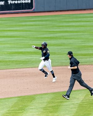 Image post by @guardsinsider on Instagram