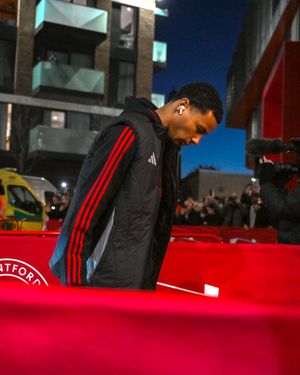 Image post by @LFC on Twitter