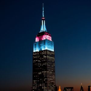 Image post by @empirestatebldg on Instagram