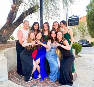 Image post by @uapanhellenic on Instagram