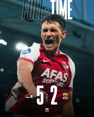 Image post by @azalkmaar on Instagram