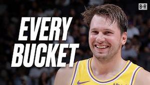 Video post by @Bleacher Report on YouTube