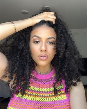 Image post by @khailariel on Instagram