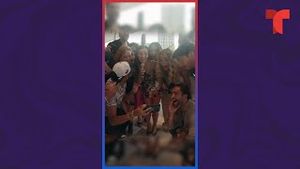 Video post by @telemundo on YouTube