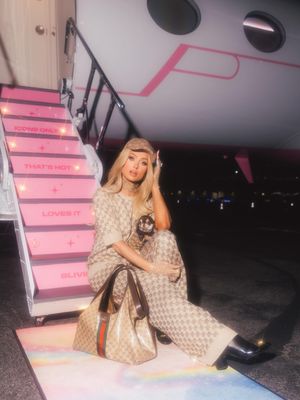 Image post by @parishilton on Instagram