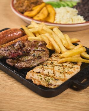 Image post by @pepitosgrill_ec on Instagram