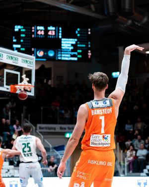 Image post by @kome.jpeg on Instagram