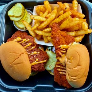 Image post by @daveshotchicken on Instagram