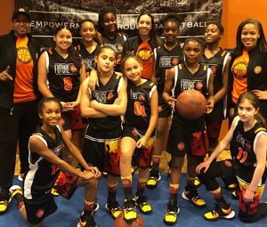 Image post by @ladieswhohoop on Instagram