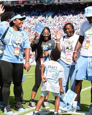Image post by @UNCFootball on Twitter/X