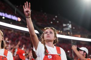 Image post by @elliegodwinphotography on Instagram