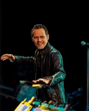 Image post by @MarcAnthony on Twitter