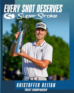 Image post by @superstrokegolf on Instagram