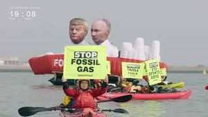 Video post by @greenpeace on YouTube