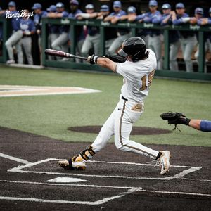 Image post by @vandyboys on Instagram