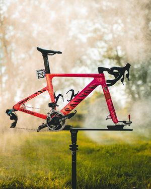 Image post by @wmncycling on Instagram