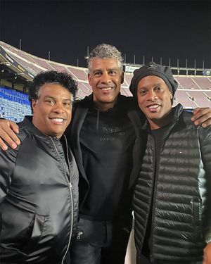 Image post by @ronaldinho on Instagram