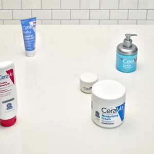 Image post by @ceraveusa on Facebook