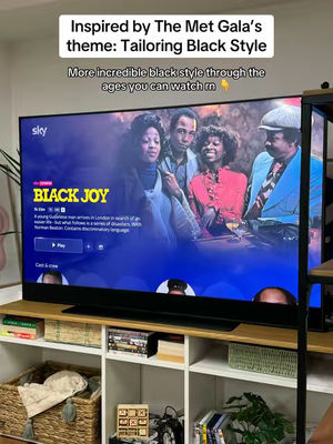 Image post by @hellosky on TikTok