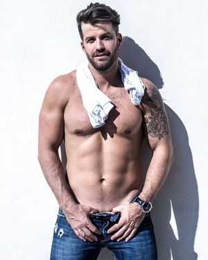 Image post by @johnnybananas on Instagram
