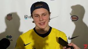 Video post by @flohockey on YouTube