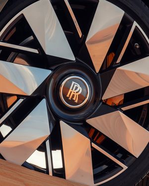 Image post by @rollsroycecars on Instagram
