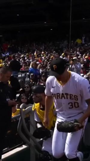 Video post by @100374608092149 on Facebook