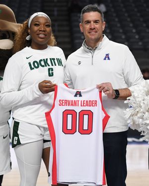 Image post by @charlottewbb on Instagram