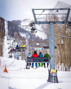 Image post by @skicrestedbutte on Instagram