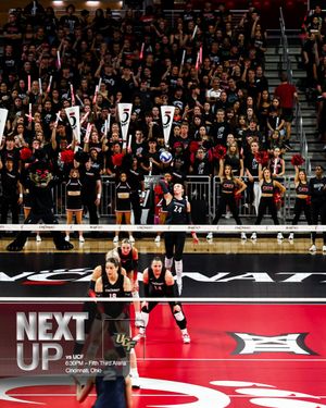 Image post by @GoBearcatsVB on Twitter