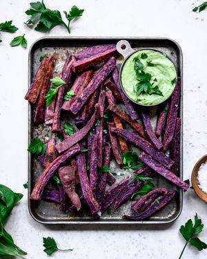 Image post by @crowded_kitchen on Instagram