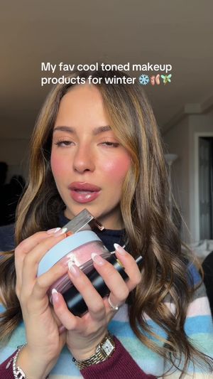 Video post by @anyaweitz on TikTok