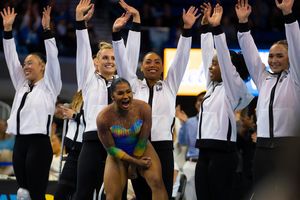 Image post by @uclagymnastics on Instagram
