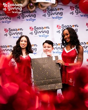 Image post by @rocketsgiveback on Instagram