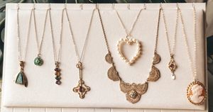 Image post by @maejeanvintage on Instagram