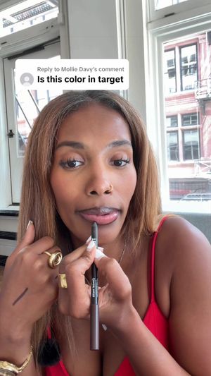 Video post by @thelipbar on TikTok