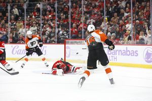 Image post by @NHLFlyers on Twitter