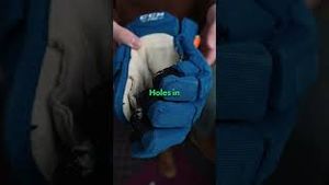 Video post by @sidelineswap on YouTube