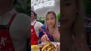Video post by @andreeacorb on YouTube