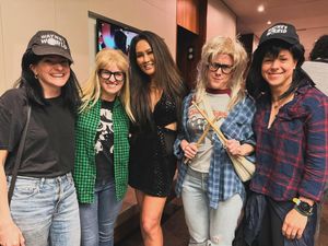 Image post by @tiacarrere on Instagram