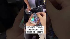Video post by @Topps on YouTube