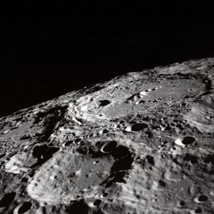 Image post by @nasaartemis on Instagram