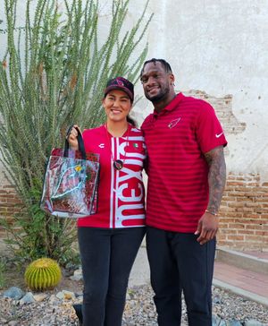 Image post by @nflmx on Instagram