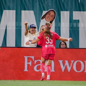Image post by @NWSL on Twitter