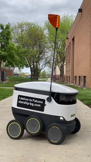Video post by @starshiprobots on TikTok